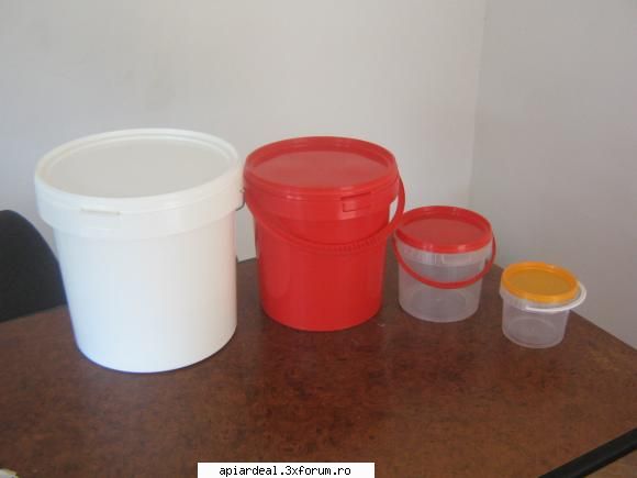 borcane miere sticlute picurator propolis stanga dreapta:18 litri, 10,5 litri, 2,5 litri, 0,85 litri